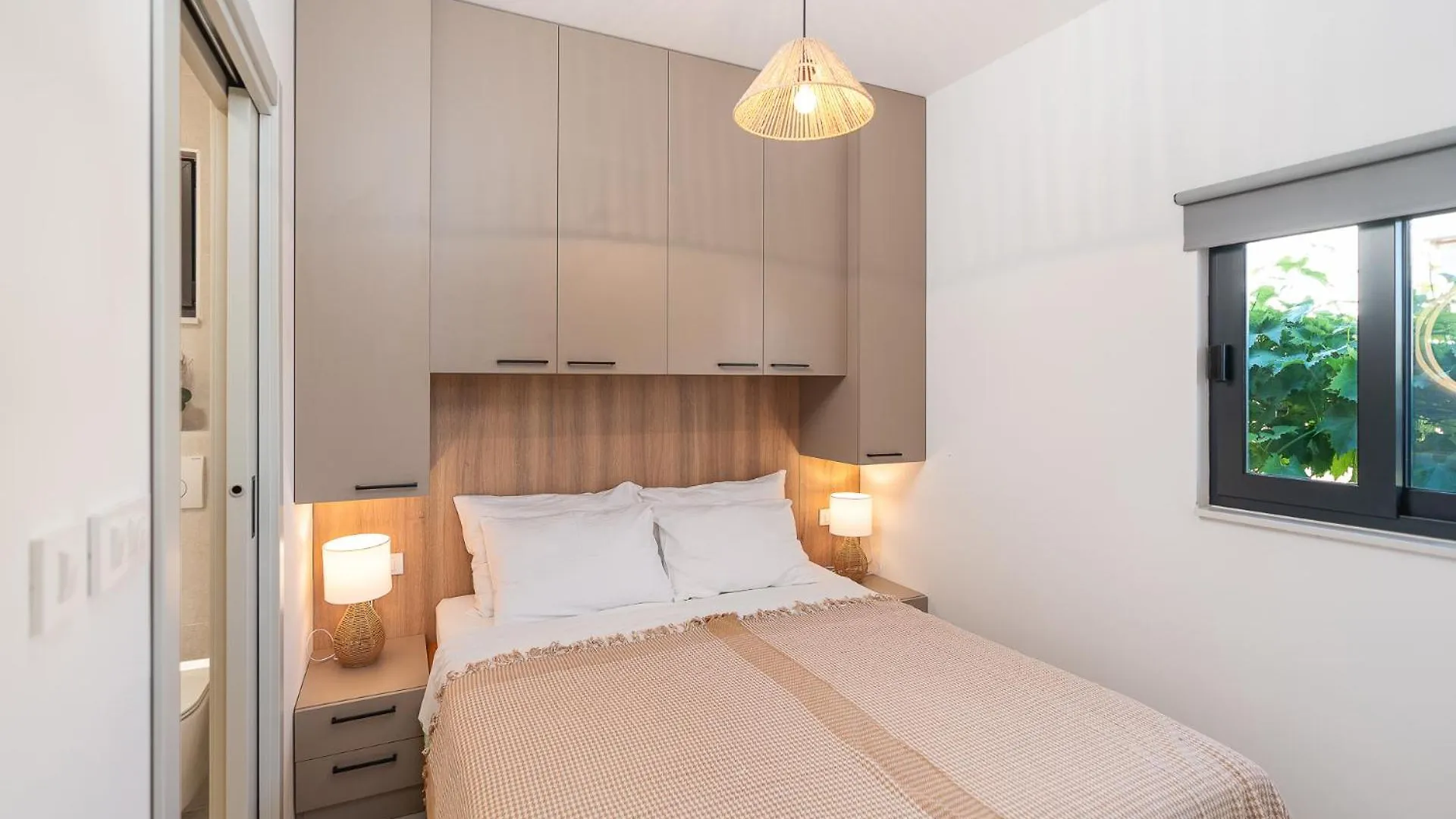 Ivas Mobile Homes And Apartments 파코스탄 캠프장