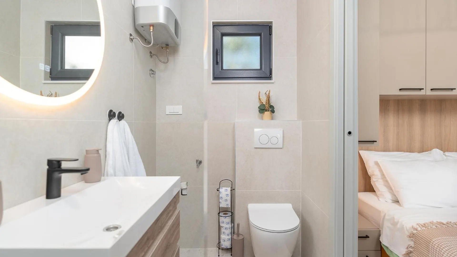 Ivas Mobile Homes And Apartments 파코스탄 0*,
