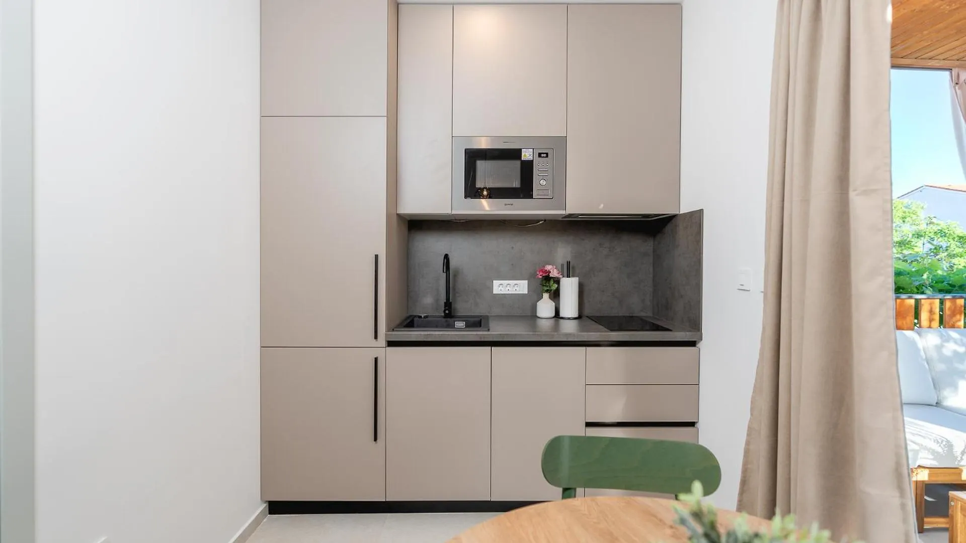 Ivas Mobile Homes And Apartments 파코스탄 0*,  크로아티아